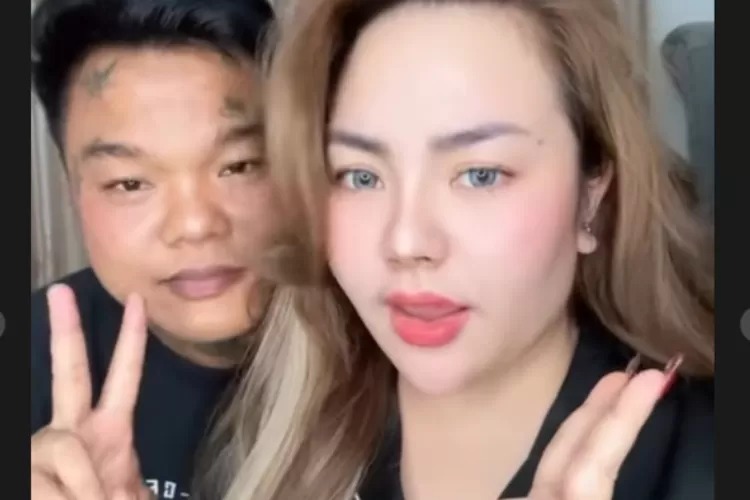 Ditetapkan Jadi Tersangka Kasus Ridwan Kamil, Lisa Mariana Pamer Buku Nikah dan Umumkan Rujuk